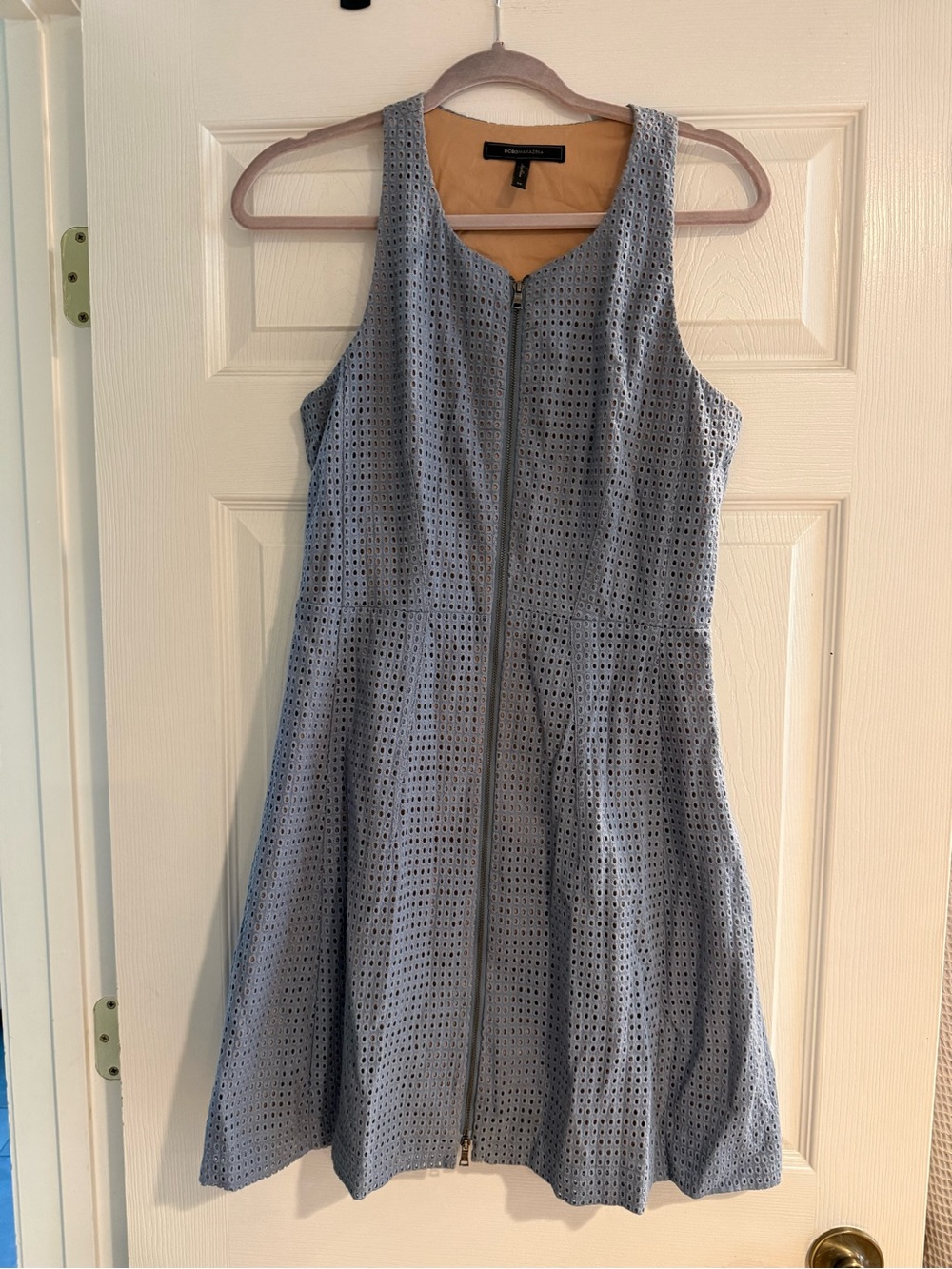 BCBG Maxazria Light Blue Eyelet Zip-Front Dress 6